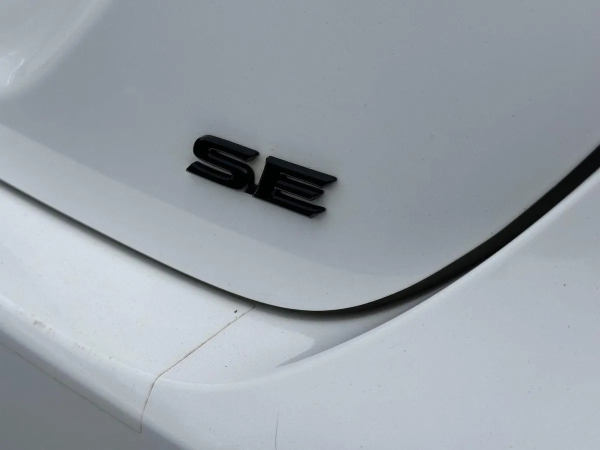 2023 Toyota Camry SE Nightshade thumbnail 10