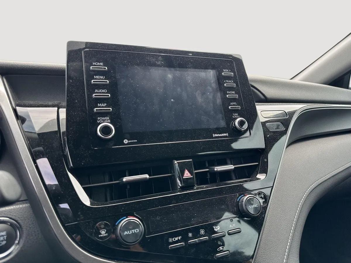 2023 Toyota Camry SE Nightshade thumbnail 12