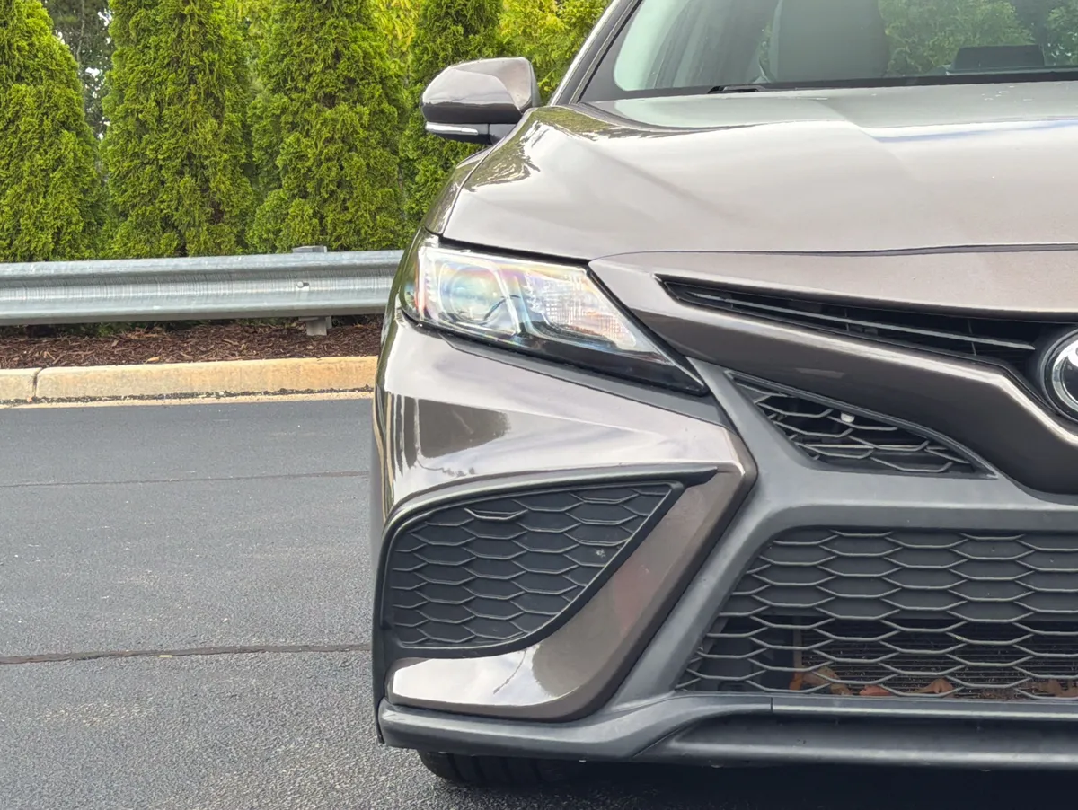 2023 Toyota Camry SE Nightshade thumbnail 17