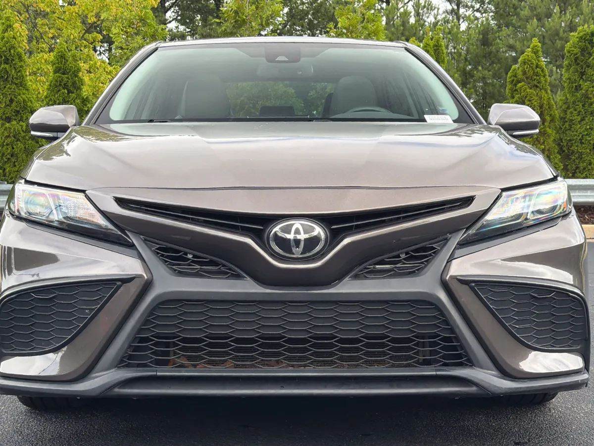 2023 Toyota Camry SE Nightshade thumbnail 18