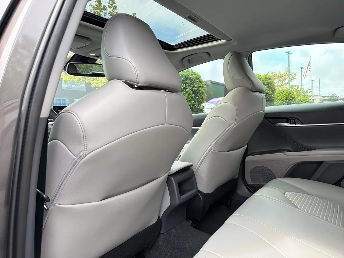 2023 Toyota Camry SE Nightshade thumbnail 40