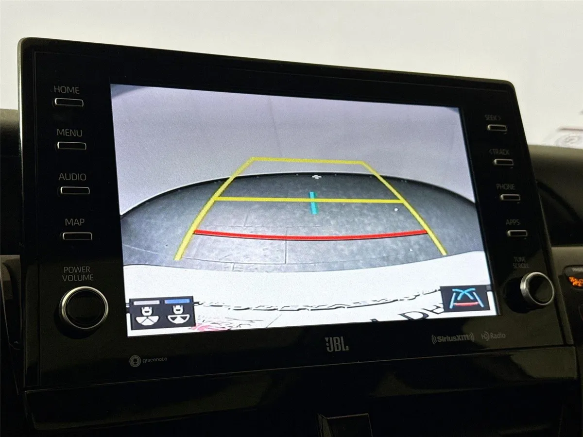 2023 Toyota Camry XLE V6 thumbnail 23