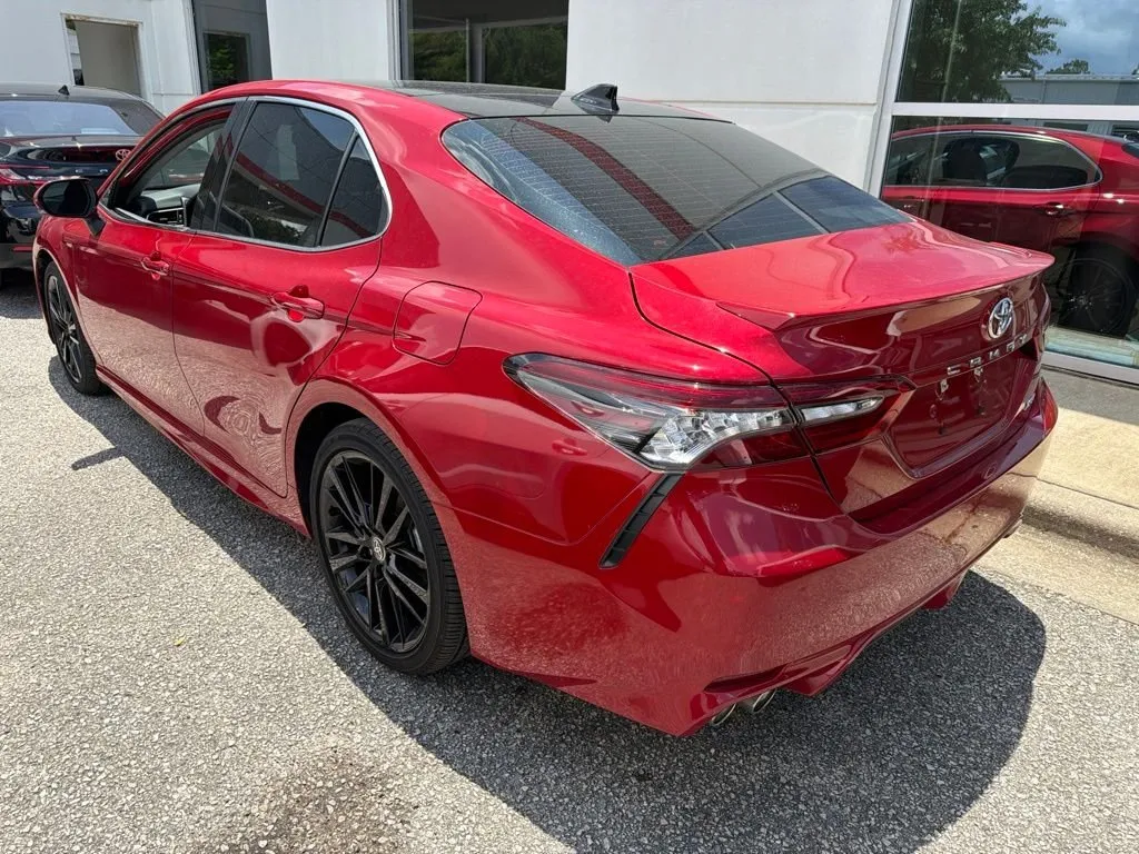 2023 Toyota Camry XSE thumbnail 2