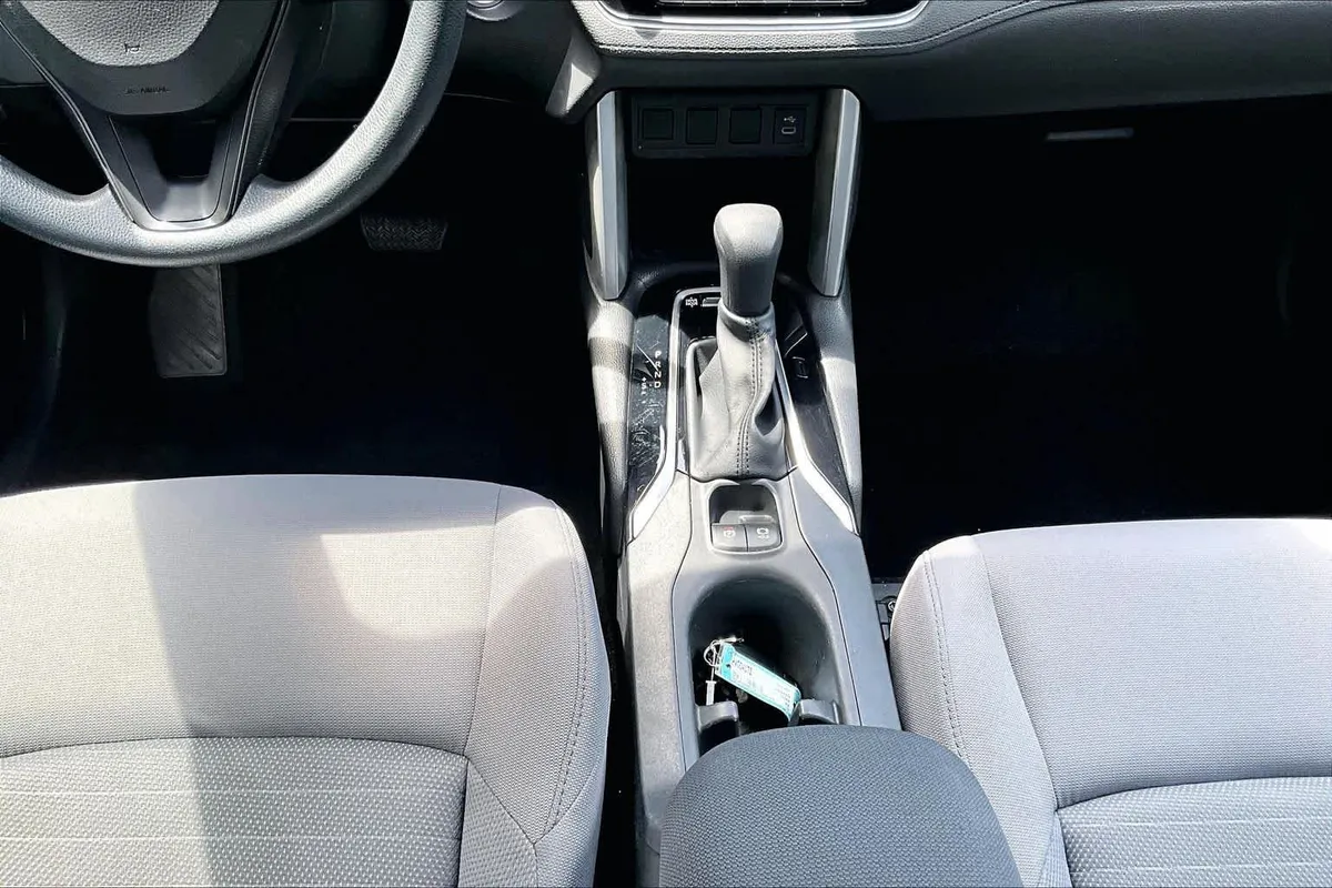 2023 Toyota Corolla Cross Hybrid S thumbnail 17