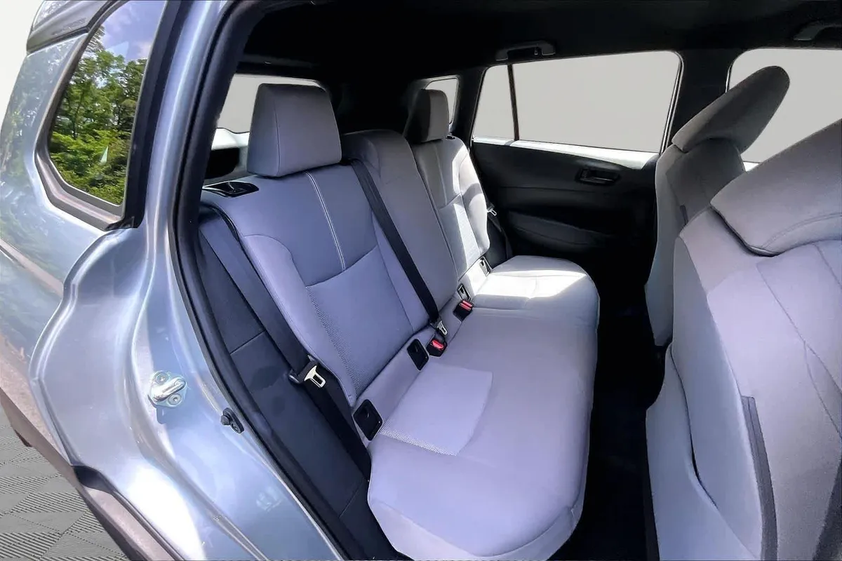 2023 Toyota Corolla Cross Hybrid S thumbnail 20