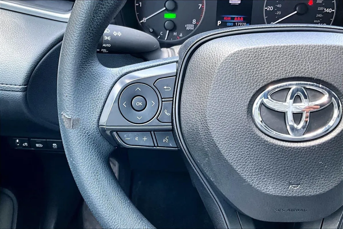 2023 Toyota Corolla Cross Hybrid S thumbnail 24