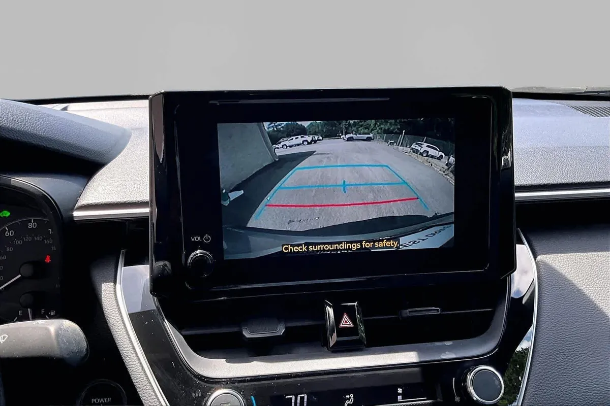 2023 Toyota Corolla Cross Hybrid S thumbnail 27