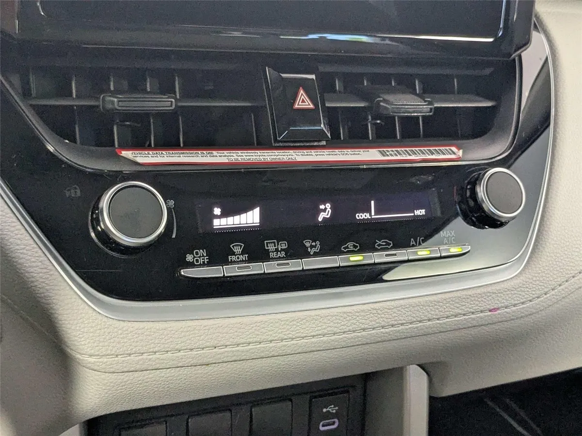 2023 Toyota Corolla Cross L thumbnail 22