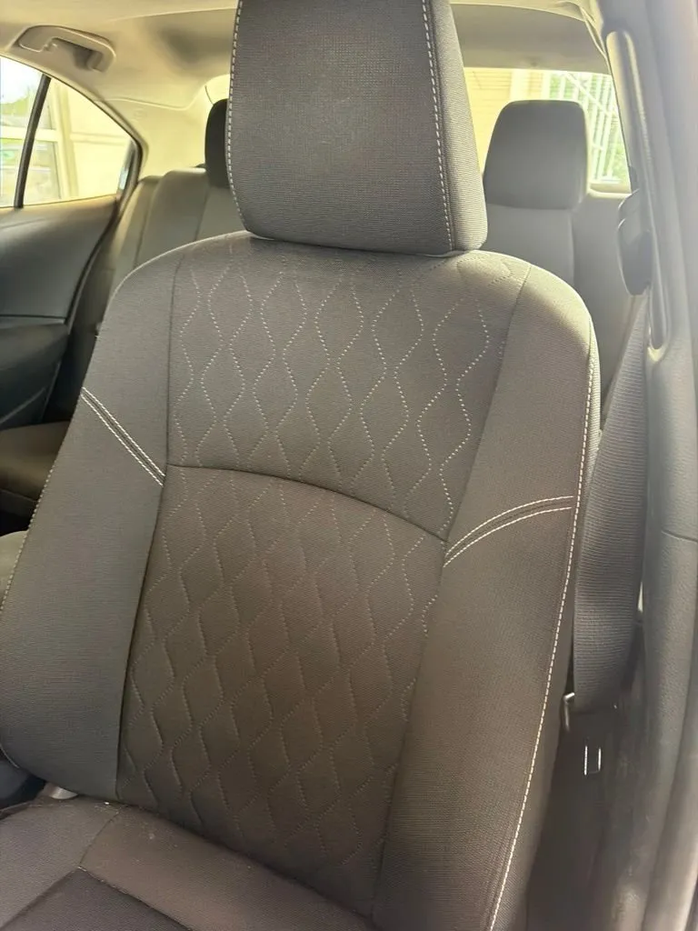 2023 Toyota Corolla Hybrid LE thumbnail 5