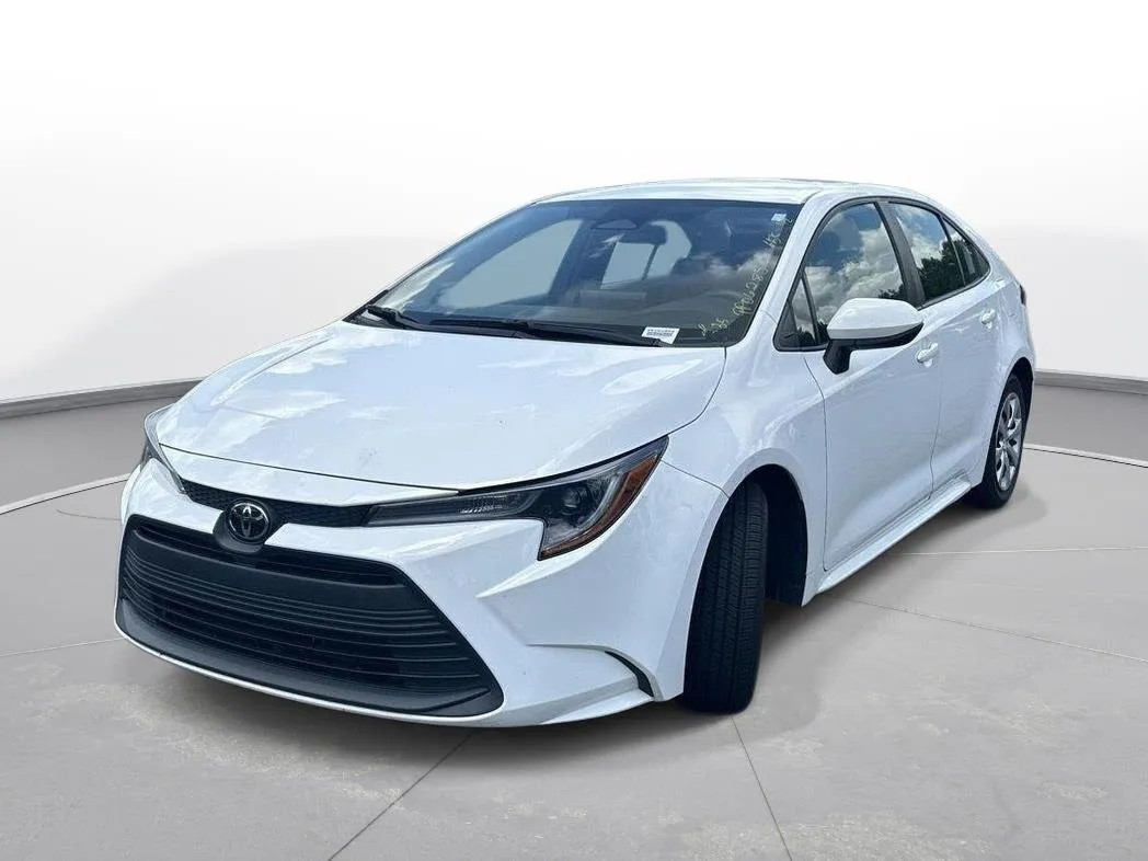 2023 Toyota Corolla LE thumbnail 2