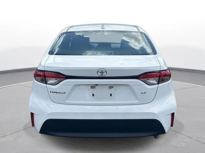 2023 Toyota Corolla LE thumbnail 7