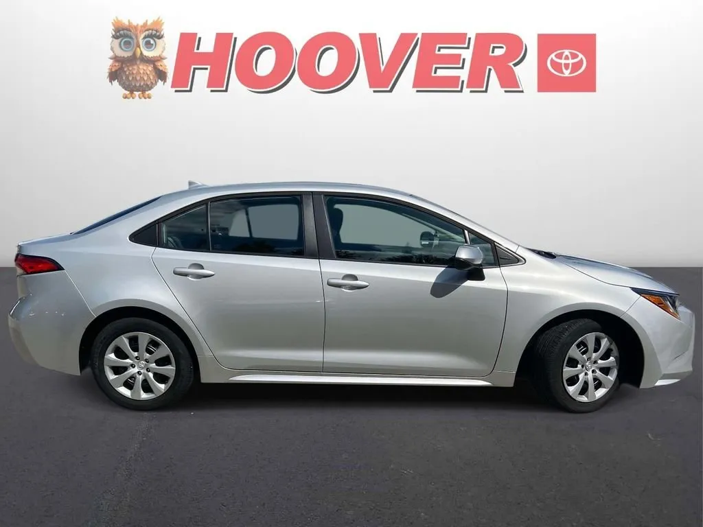 2023 Toyota Corolla LE thumbnail 2