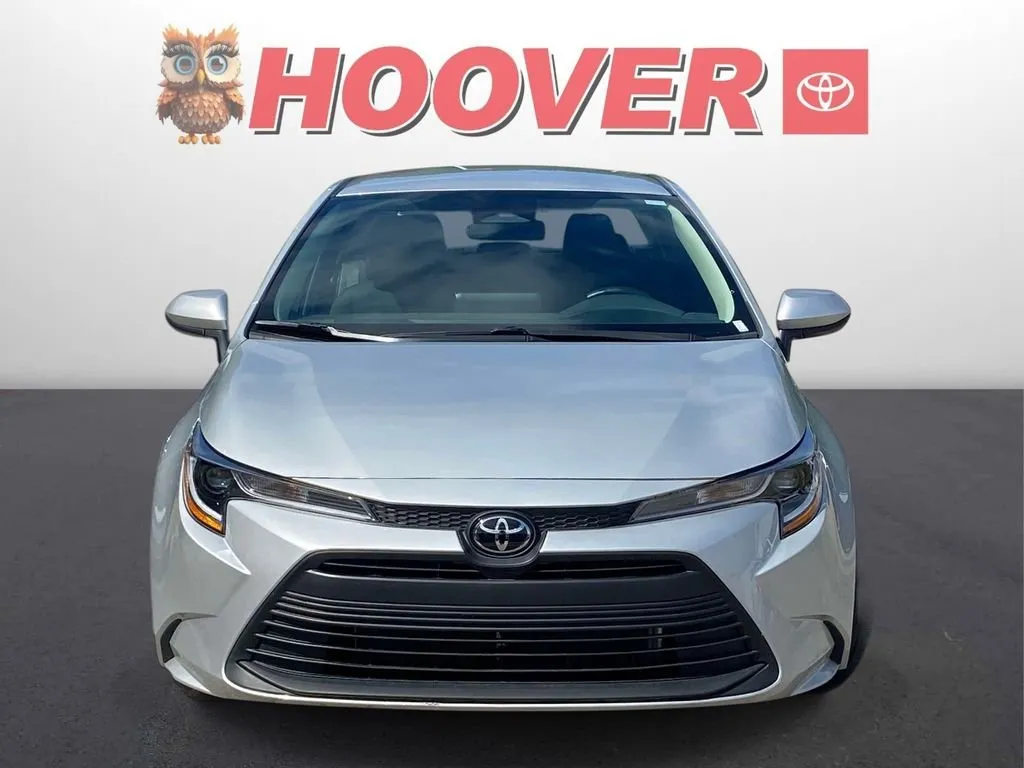 2023 Toyota Corolla LE thumbnail 6