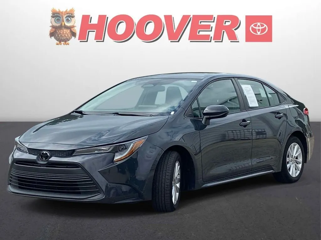 2023 Toyota Corolla LE thumbnail 5