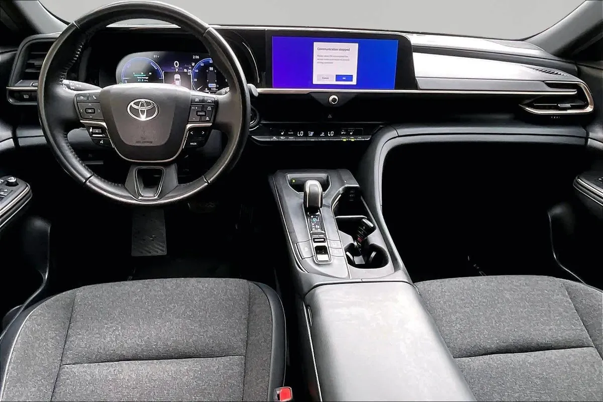 2023 Toyota Crown XLE thumbnail 16