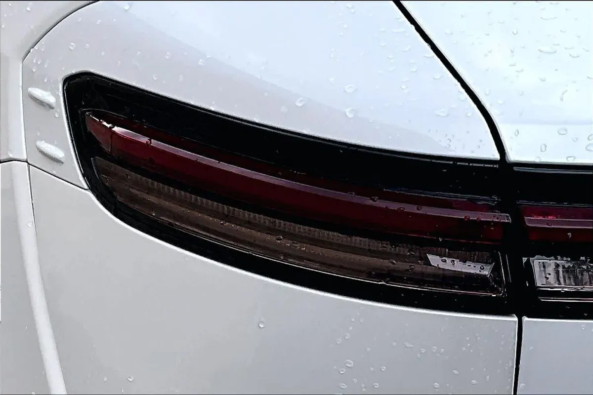 2023 Toyota Crown XLE thumbnail 29