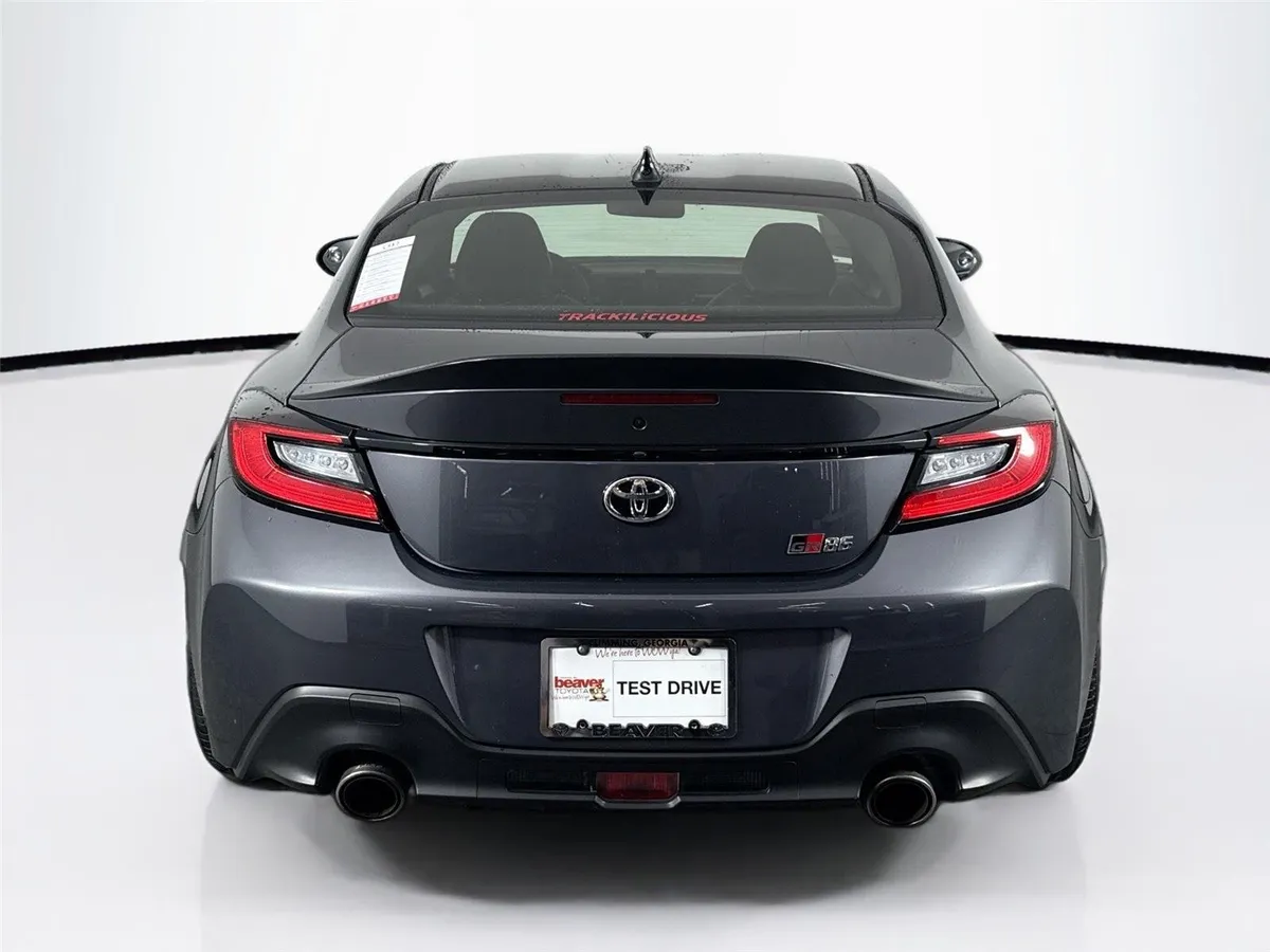 2023 Toyota GR86 Premium thumbnail 11