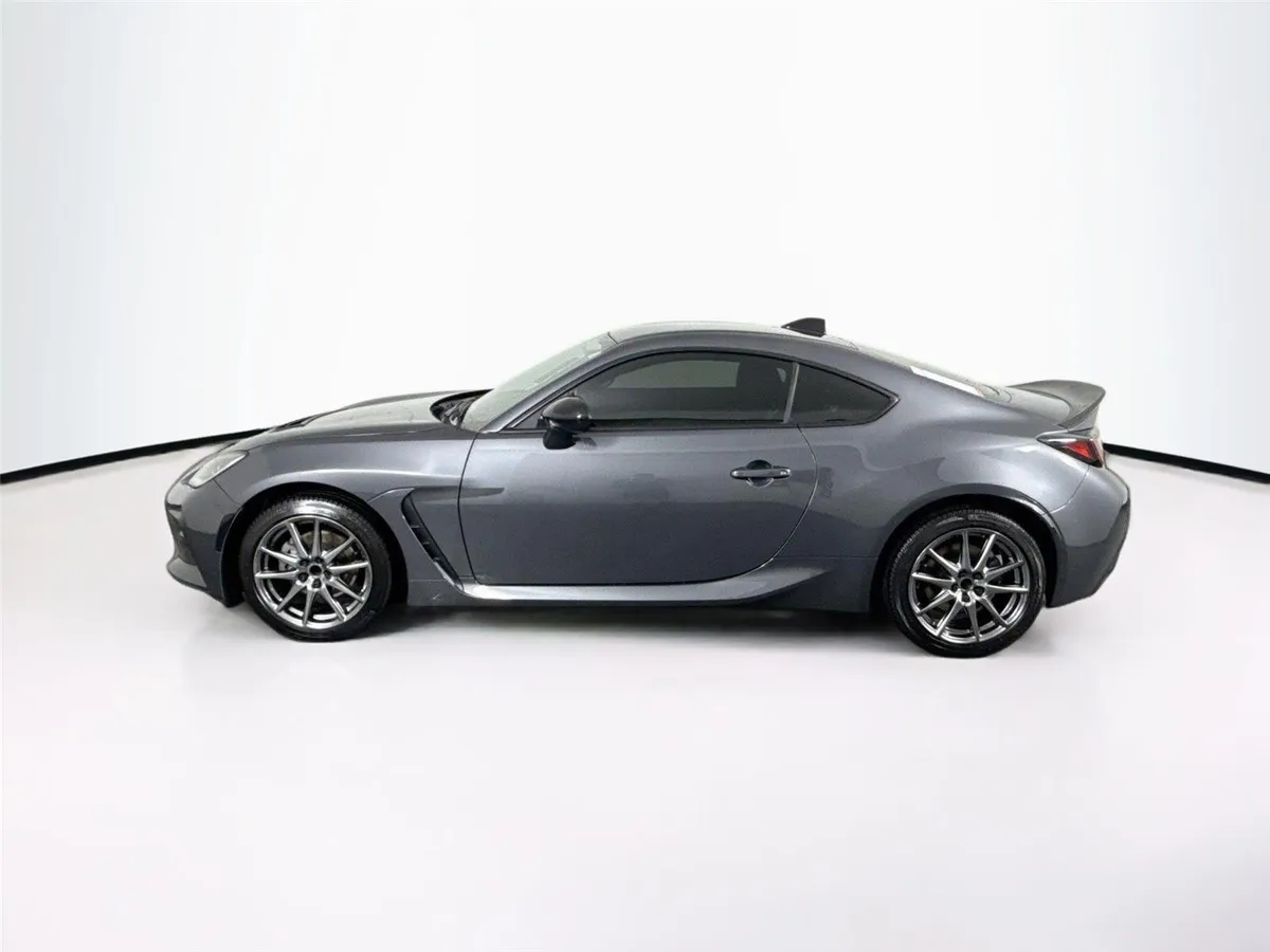 2023 Toyota GR86 Premium thumbnail 13