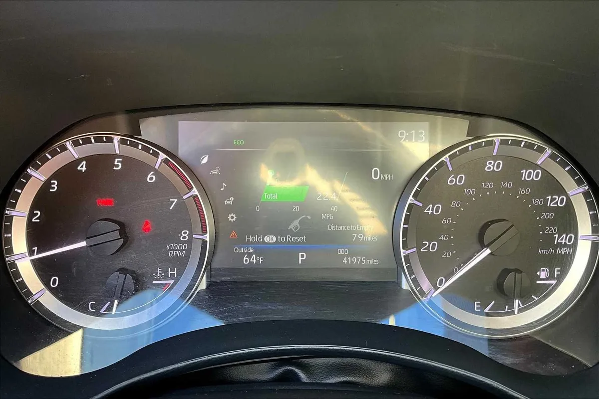 2023 Toyota Highlander L thumbnail 23