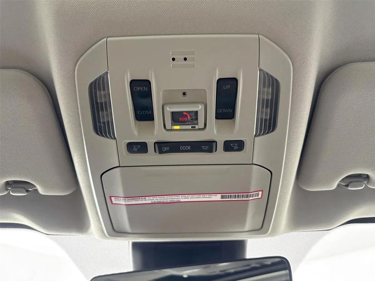 2023 Toyota Highlander Limited thumbnail 24