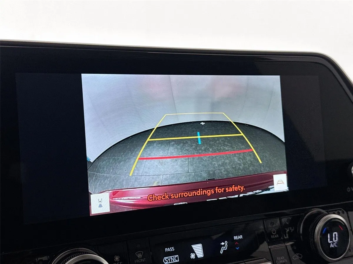 2023 Toyota Highlander Limited thumbnail 26