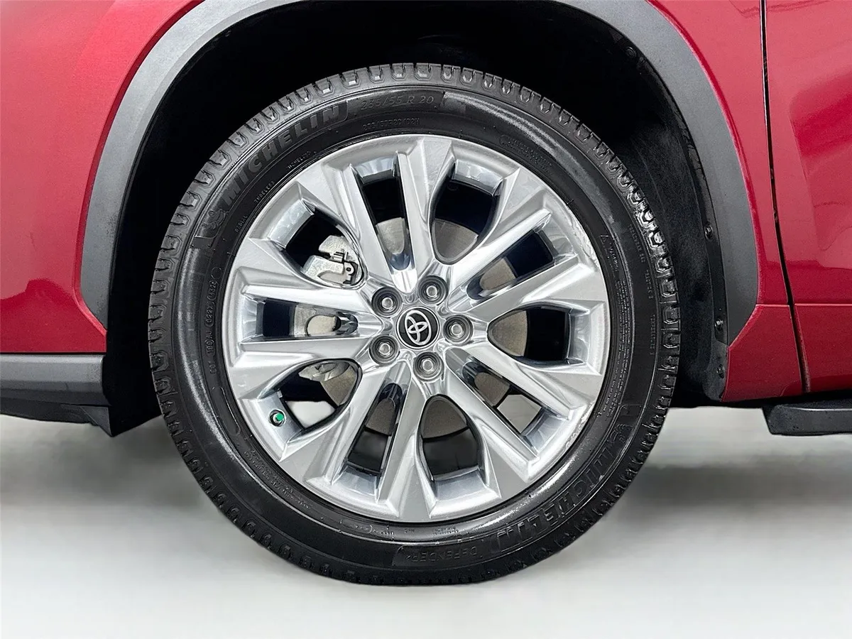 2023 Toyota Highlander Limited thumbnail 46
