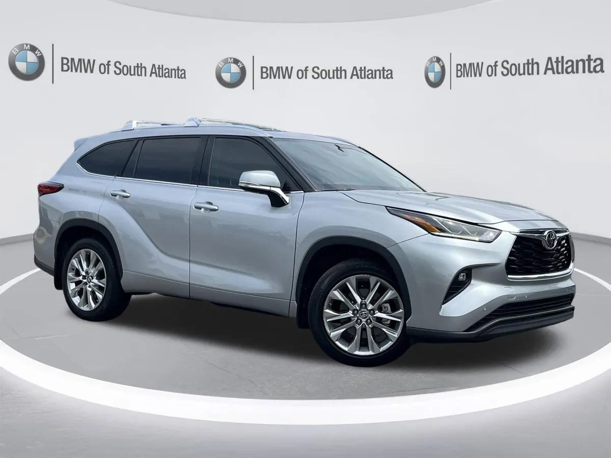 2023 Toyota Highlander Limited thumbnail 2