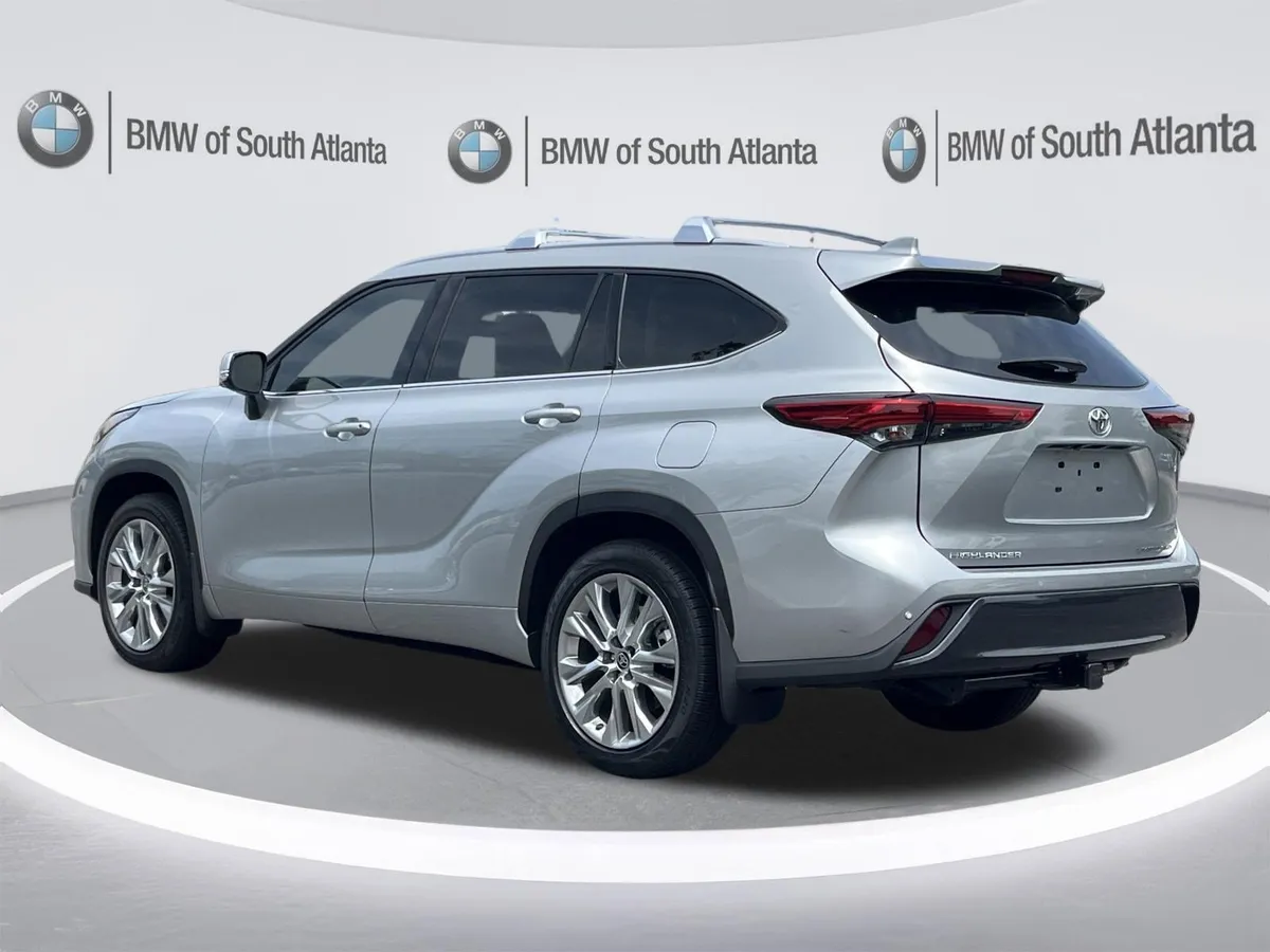 2023 Toyota Highlander Limited thumbnail 26