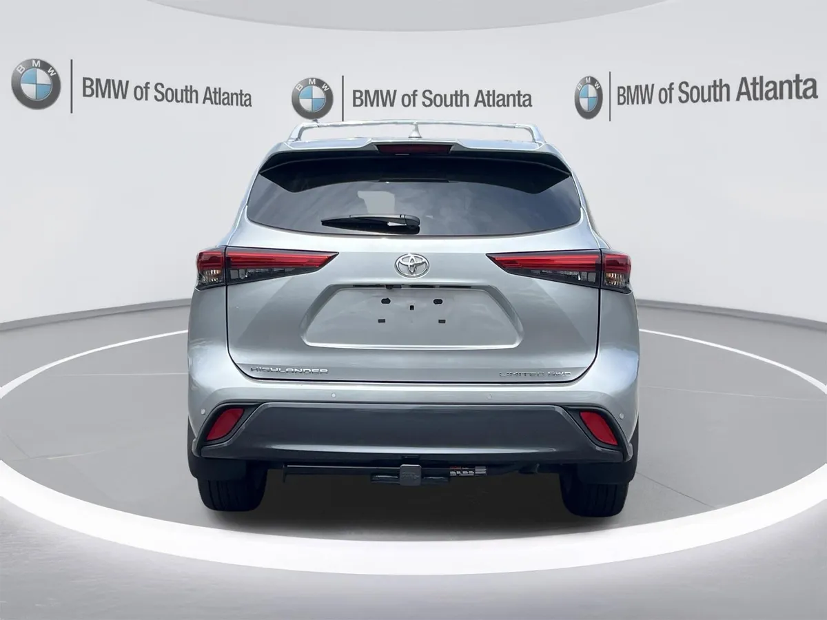2023 Toyota Highlander Limited thumbnail 27