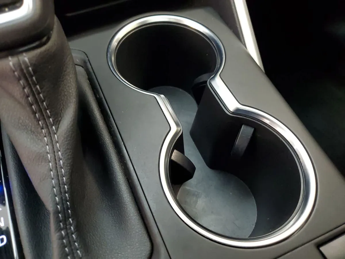 2023 Toyota Highlander XLE thumbnail 10
