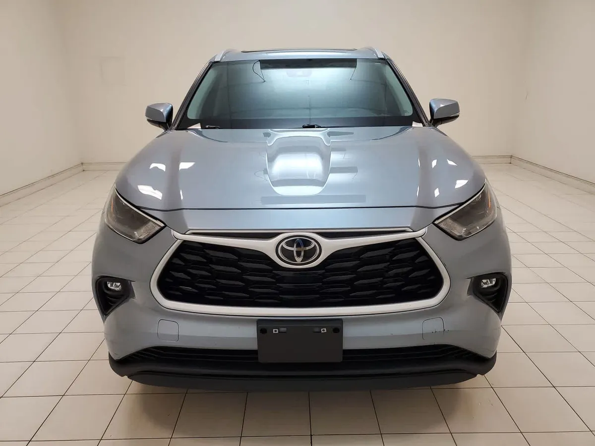 2023 Toyota Highlander XLE thumbnail 25