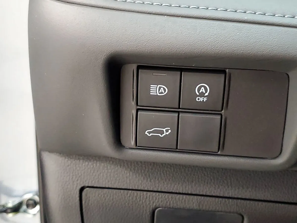 2023 Toyota Highlander XLE thumbnail 34