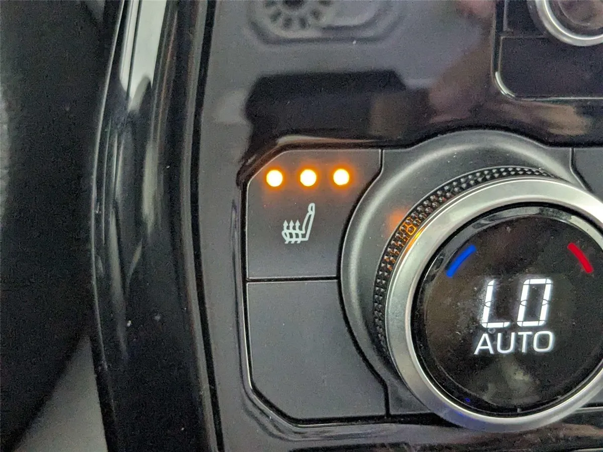 2023 Toyota Highlander XLE thumbnail 20