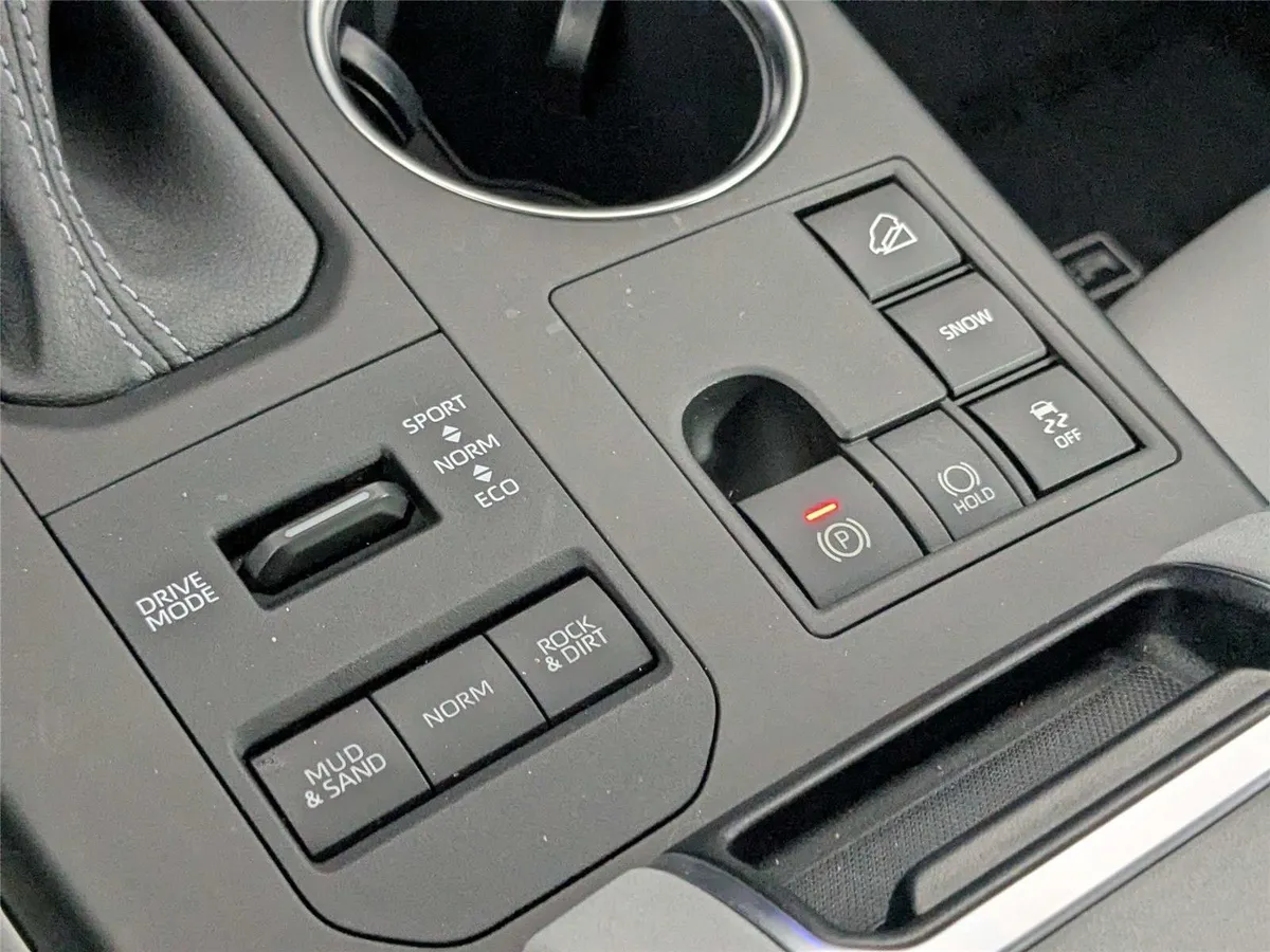 2023 Toyota Highlander XLE thumbnail 22