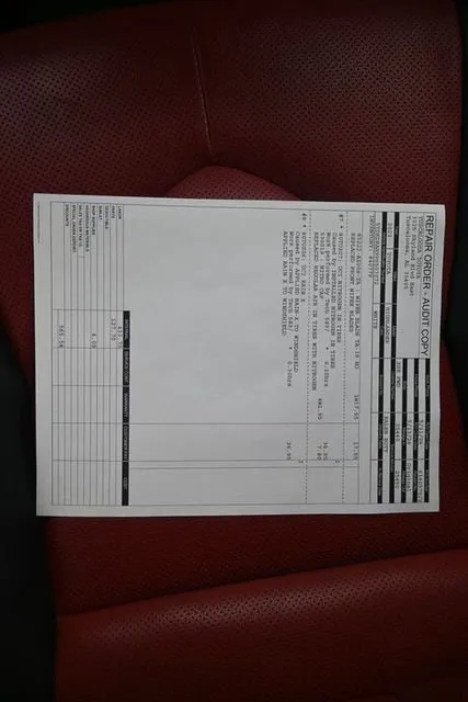 2023 Toyota Highlander XSE thumbnail 6