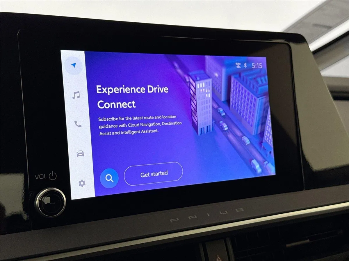 2023 Toyota Prius XLE thumbnail 7