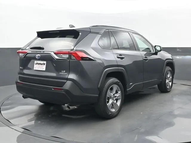 2023 Toyota RAV4 Hybrid LE thumbnail 22
