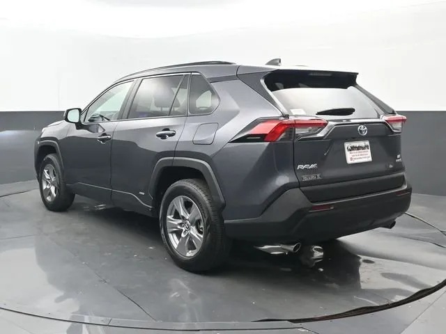 2023 Toyota RAV4 Hybrid LE thumbnail 3