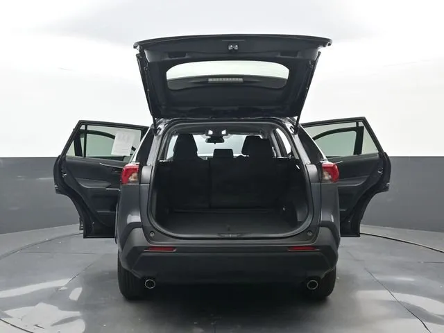 2023 Toyota RAV4 Hybrid LE thumbnail 35