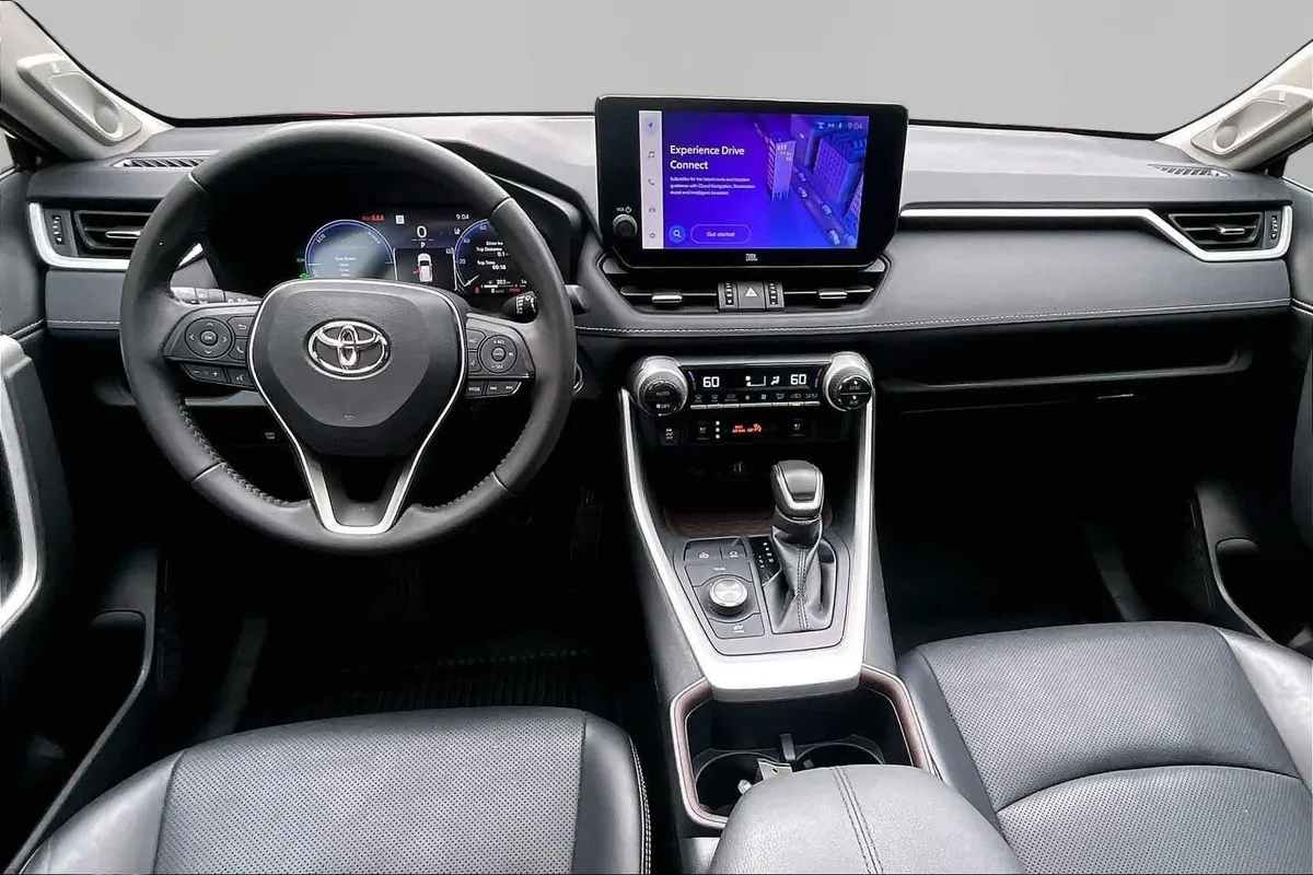 2023 Toyota RAV4 Hybrid Limited thumbnail 15