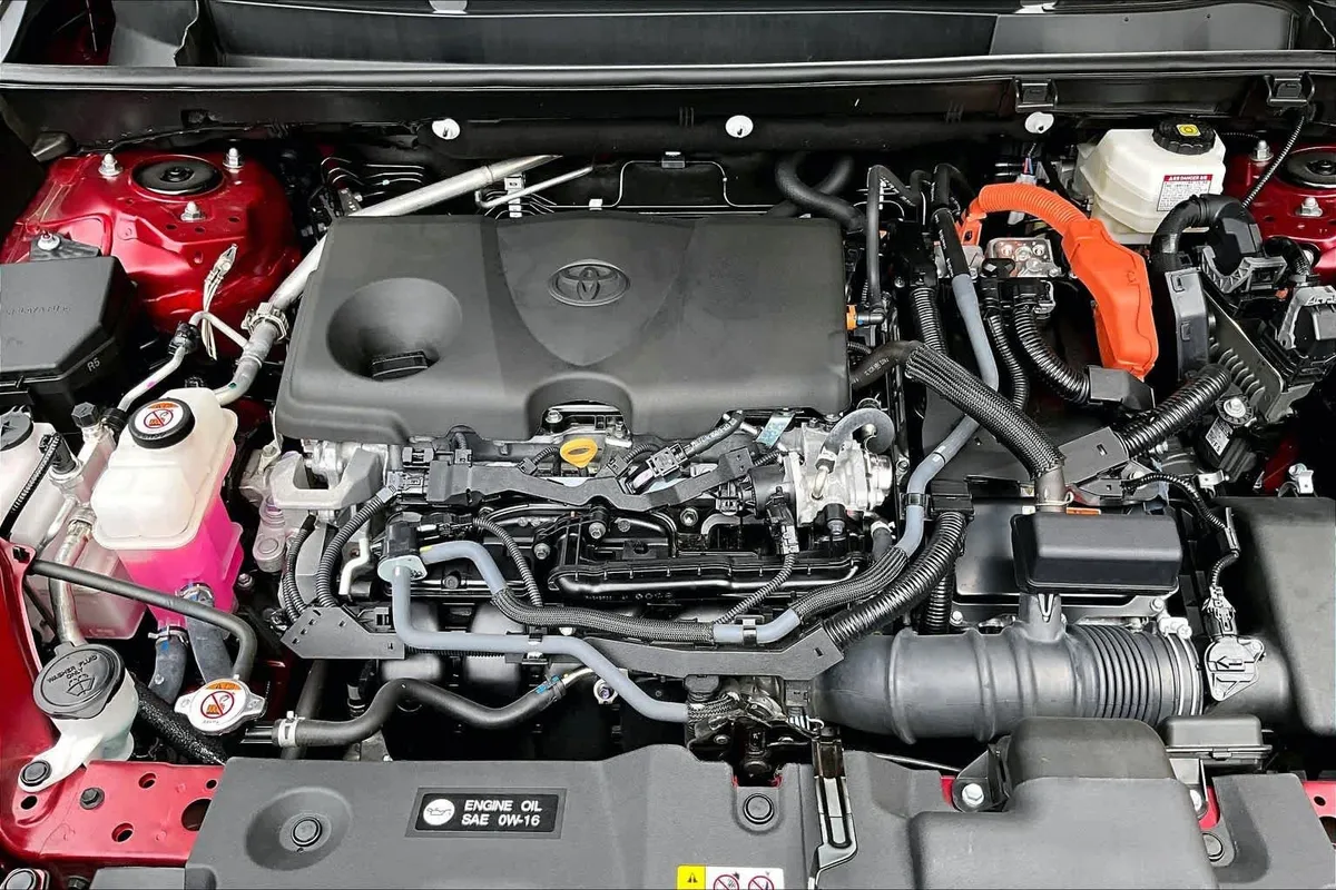 2023 Toyota RAV4 Hybrid Limited thumbnail 31