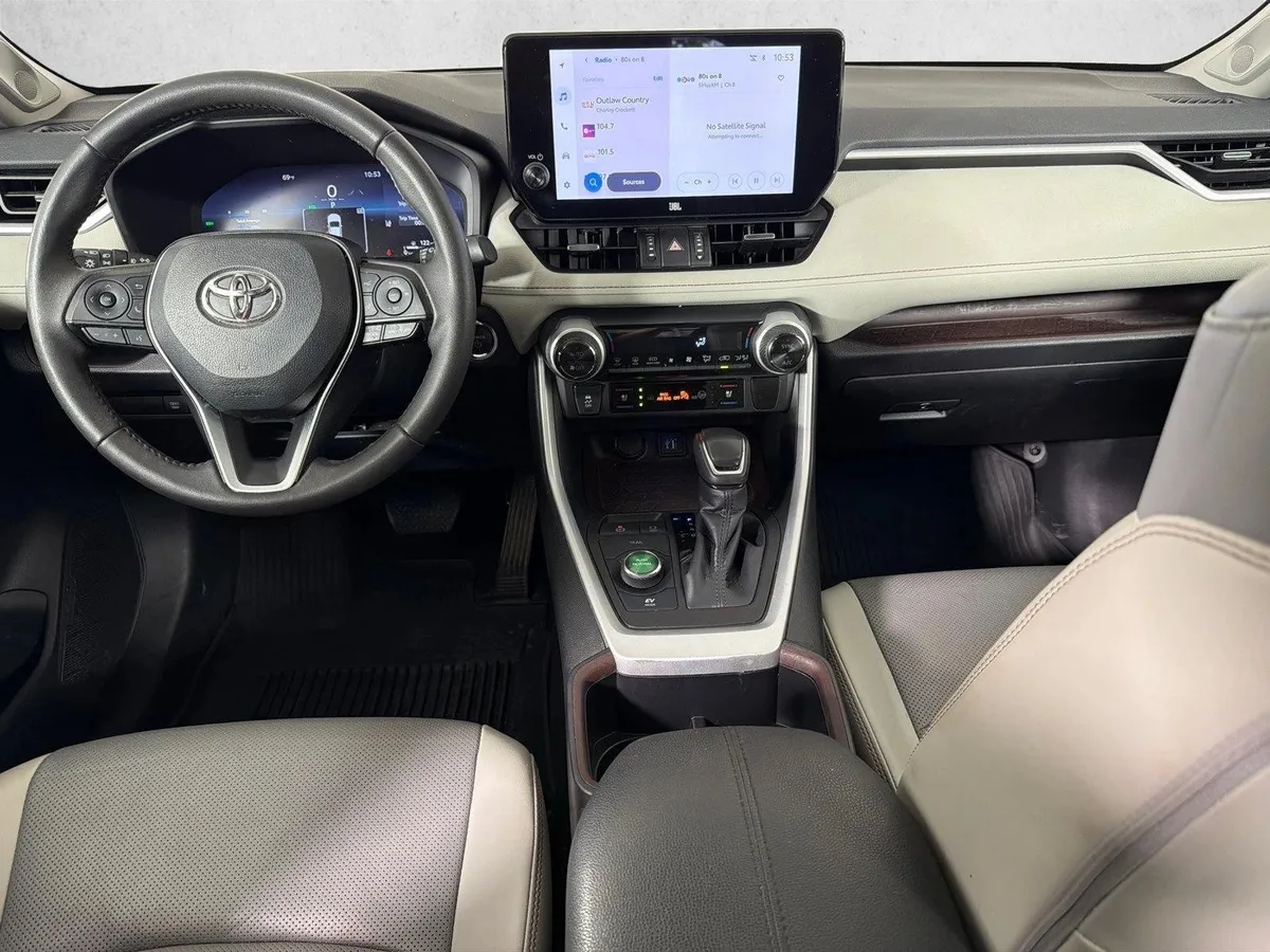 2023 Toyota RAV4 Hybrid Limited thumbnail 24