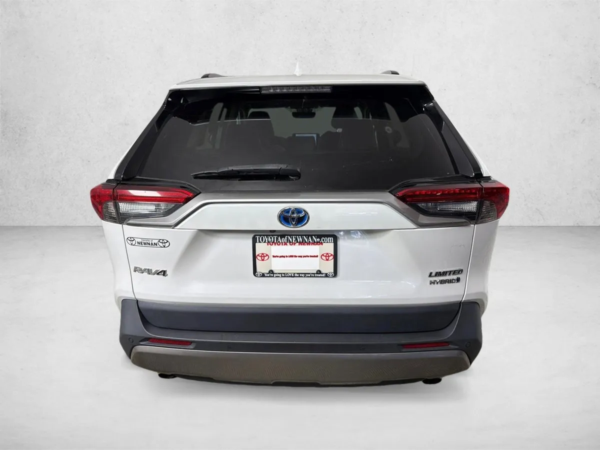 2023 Toyota RAV4 Hybrid Limited thumbnail 5