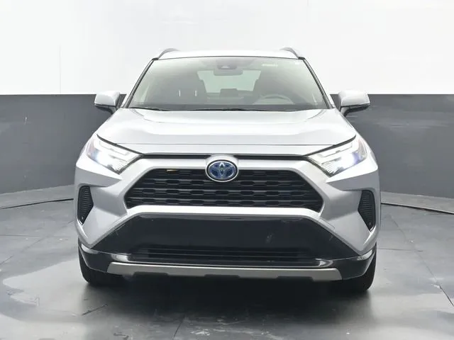 2023 Toyota RAV4 Hybrid SE thumbnail 5