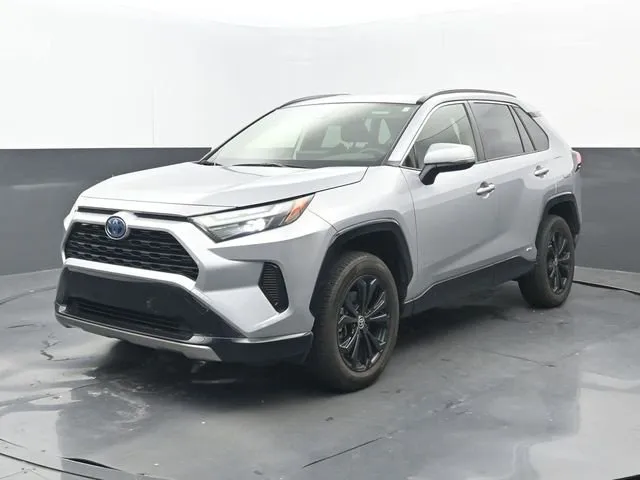 2023 Toyota RAV4 Hybrid SE thumbnail 8