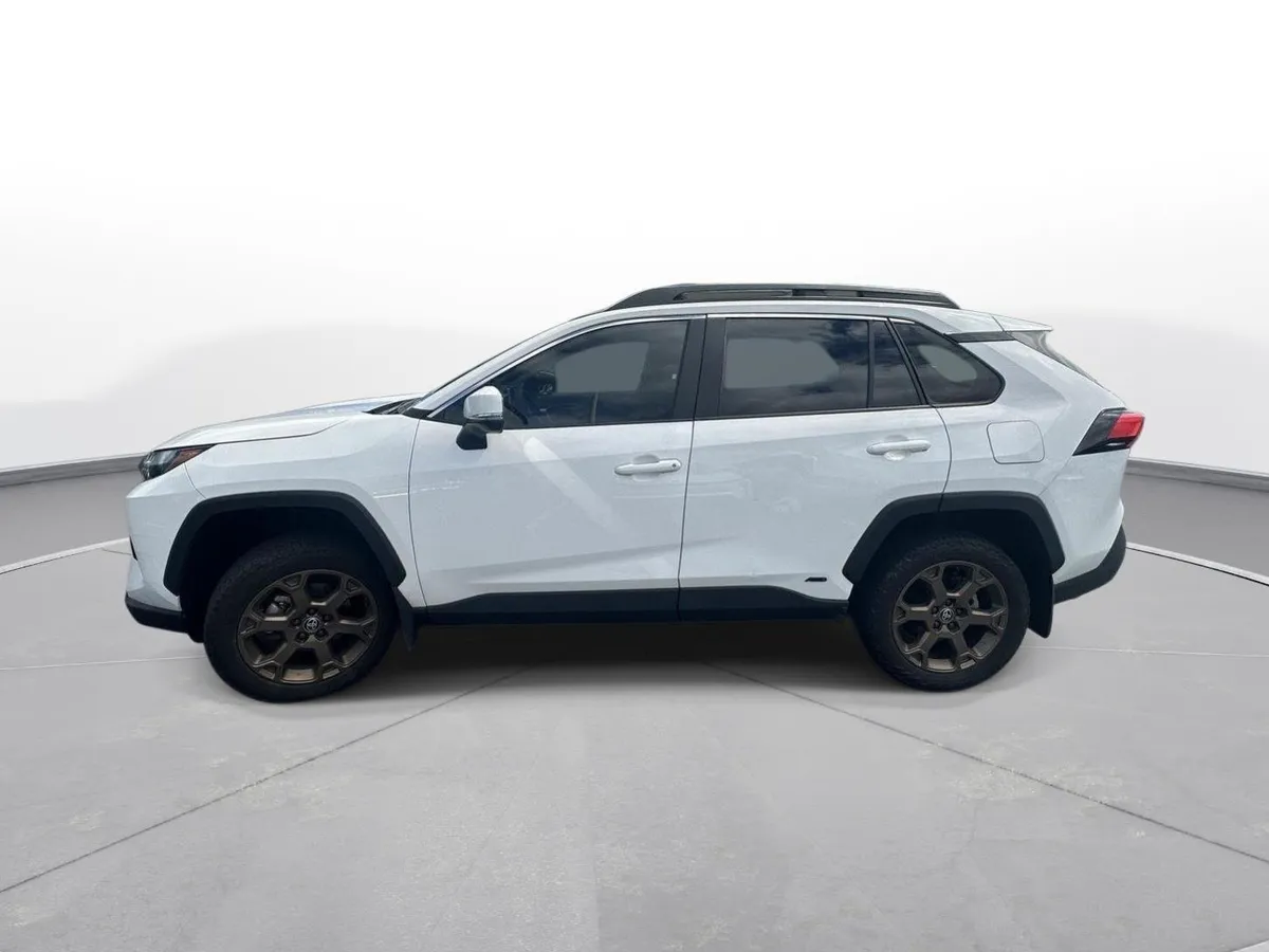 2023 Toyota RAV4 Hybrid Woodland Edition thumbnail 9