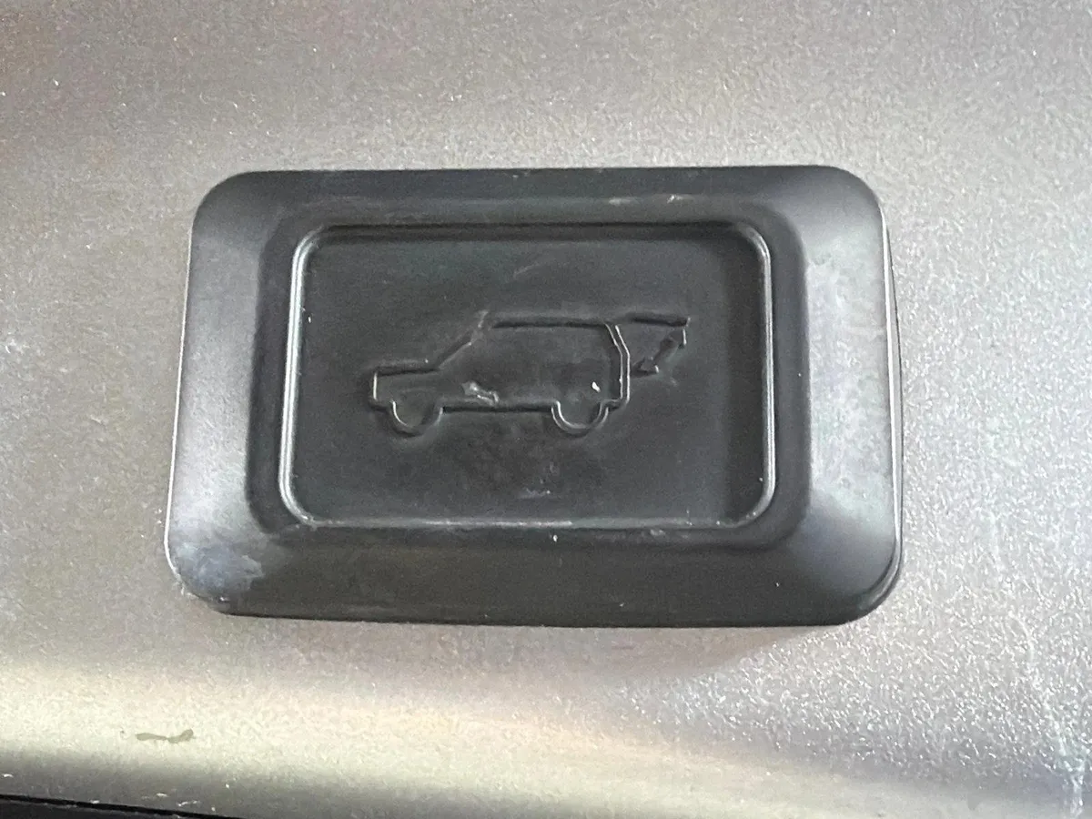 2023 Toyota RAV4 Hybrid XLE thumbnail 20