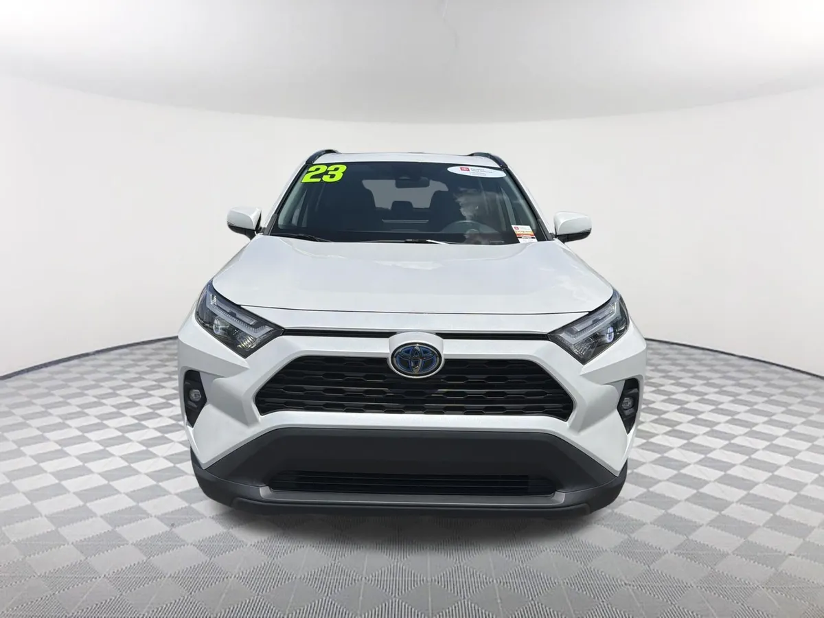2023 Toyota RAV4 Hybrid XLE Premium thumbnail 2