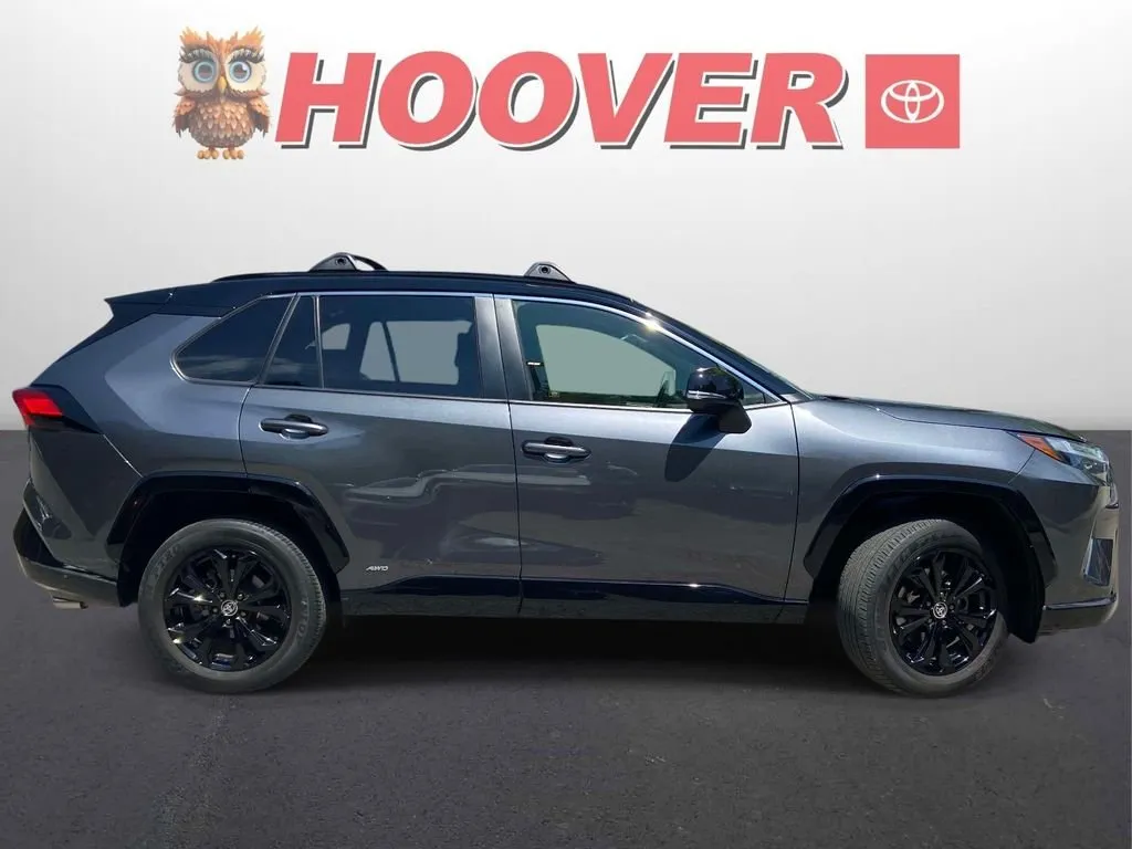 2023 Toyota RAV4 Hybrid XSE thumbnail 2