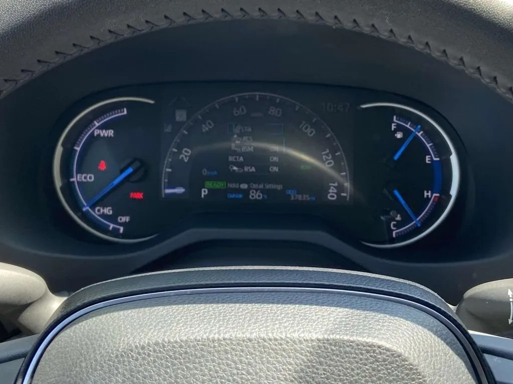 2023 Toyota RAV4 Hybrid XSE thumbnail 36